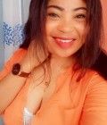 Dating Woman Cameroon to Yaoundé  : Emrys, 36 years